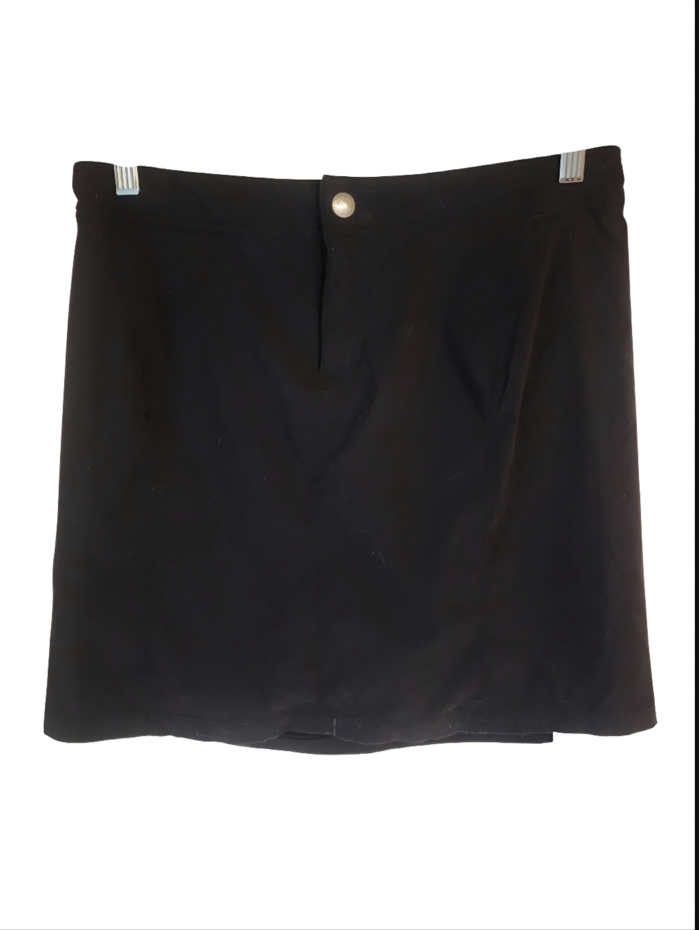 Columbia Women's Skort Size 6 / 38 Black.  Water repellant w/Omnishield.